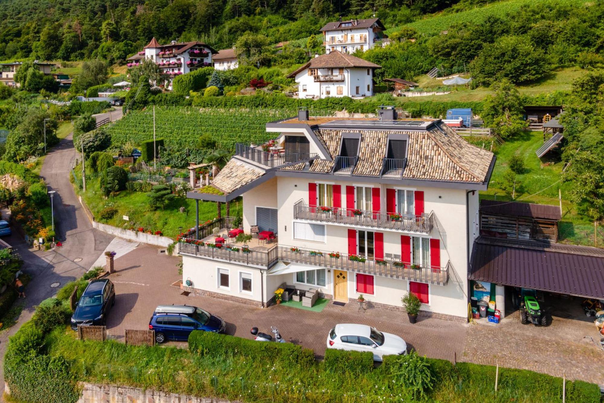 Haus Tirol Apartment Caldaro Exterior photo